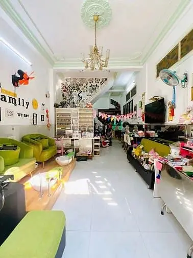 Nhà Đẹp Đường 6M Xe Hơi - Thông Phan Huy Ích - Ngay Chợ Phạm Văn