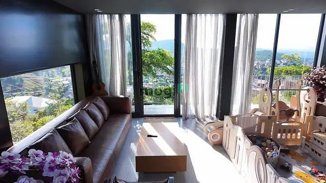 Bán Biệt Thự View Thung Lũng Đường Khe Sanh Gần Hồ Xuân Hương Đà Lạt