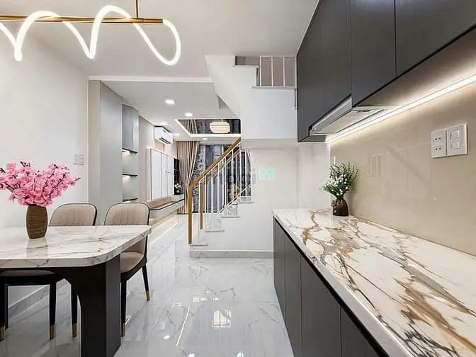 Bán Nhà Phan Xích Long - Gần Coopmart - Khu Ẩm Thực 42M2 Giá 2Ty8