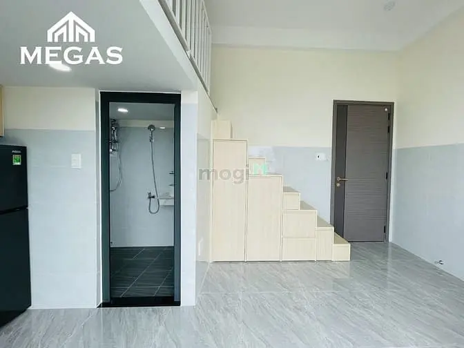 Căn Hộ Dạng Duplex Ban Công _ Khu Vực Vòng Xoay Điện Biên Phủ
