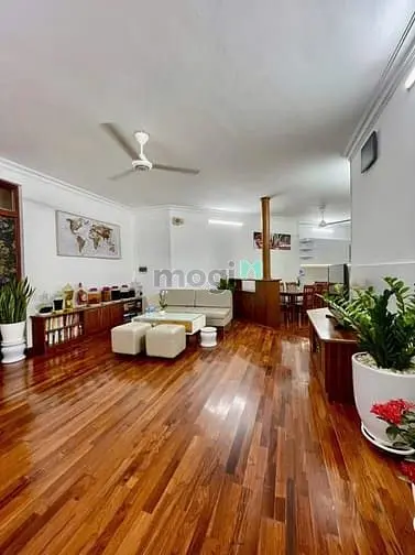 Bán Căn Hộ 24T2 Hoàng Đạo Thuý 4Pn Full Đồ Giá Bán Gấp