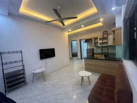 Căn Hộ 2Pn 1Pk 50M² Âu Cơ – Full Nội Thất, Tầng 1, Vào Ở Ngay