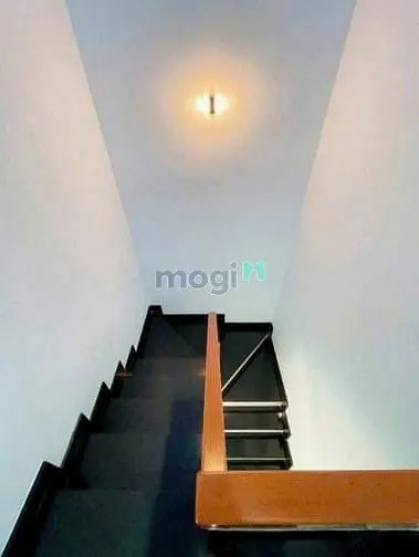 Bán Gấp Nhà Đẹp Mt Phú Thuận, Q7 43M2 Giá 1.3T Tl Sổ Sẵn Hẻm Xe Hơi 4M