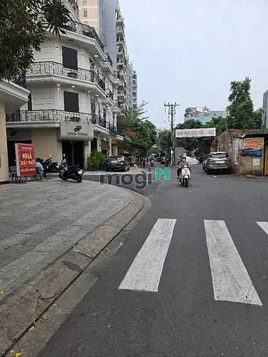 Nhà Vip Phân Lô Đồng Bộ - Trình Đình Trọng - Tân Phú - Đường Nhựa 7M