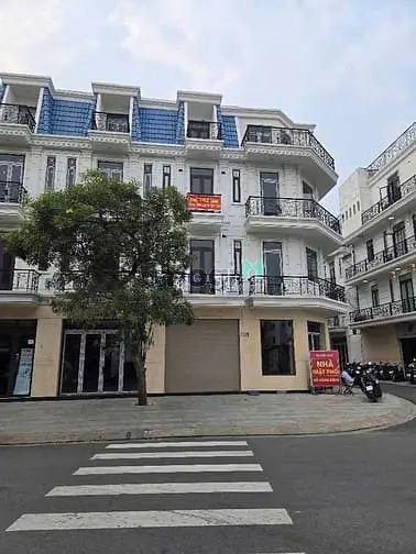 Nhà Vip Phân Lô Đồng Bộ - Trình Đình Trọng - Tân Phú - Đường Nhựa 7M