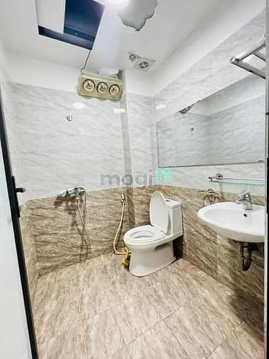 Nhà Siêu Vip Giá Tốt Hẻm Cao Thắng P.12 Q.10 1Tỷ720 (Tl) 3.5X12M Shr