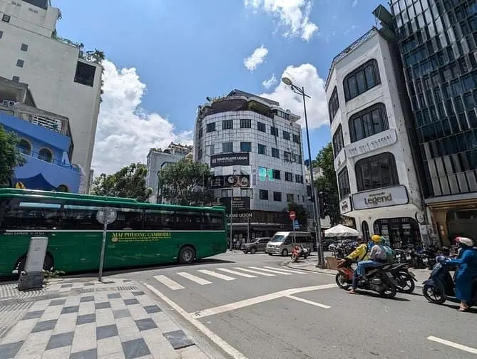 Cho Thuê Tòa Nhà Trung Tâm Chợ Bến Thành - 5 Tầng Thang Máy - Mt 11M