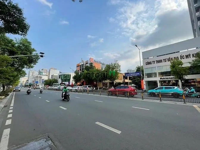 Cho Thuê Nhà Góc 2Mt 147 Nguyễn Văn Trỗi Ngang 12M - Trục Sân Bay