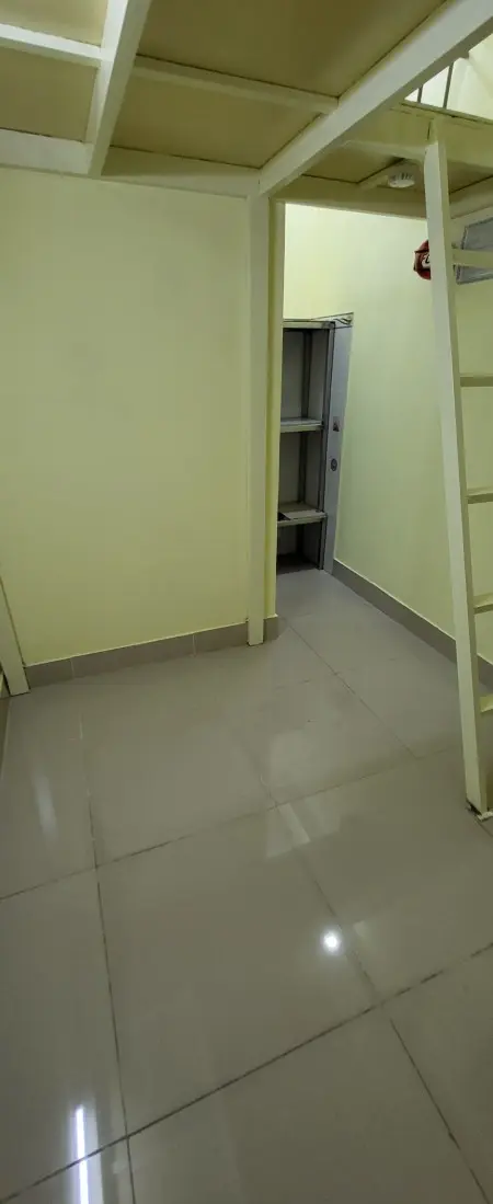 Phòng 1 Người, Máy Lạnh, Gác, Cửa Sổ, An Toàn Pccc, Tiện Ích, Lê Lai P.hạnh Thông (P3 Gò Vấp Cũ)