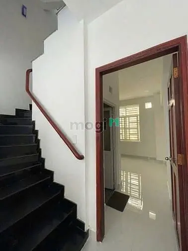 Bán Gấp Nhà Đẹp Mt Cao Thắng,Q3 43M2 Giá 1.55T Sổ Sẵn Hẻm Xe Hơi 4M