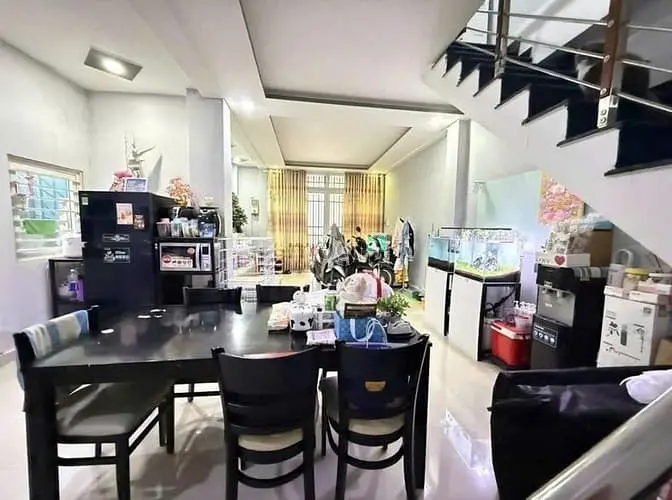 Lê Hồng Phong, Phường 1, Quận 10 – 2Pn, Gần Chợ Lhp–46M² – Chỉ 2.4 Tỷ