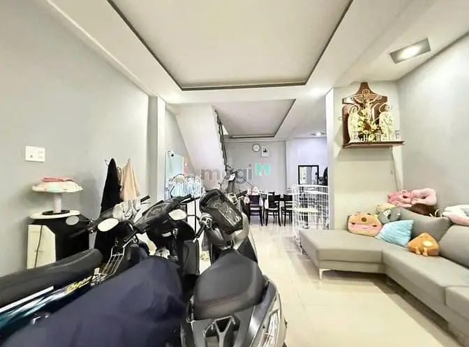 Lê Hồng Phong, Phường 1, Quận 10 – 2Pn, Gần Chợ Lhp–46M² – Chỉ 2.4 Tỷ