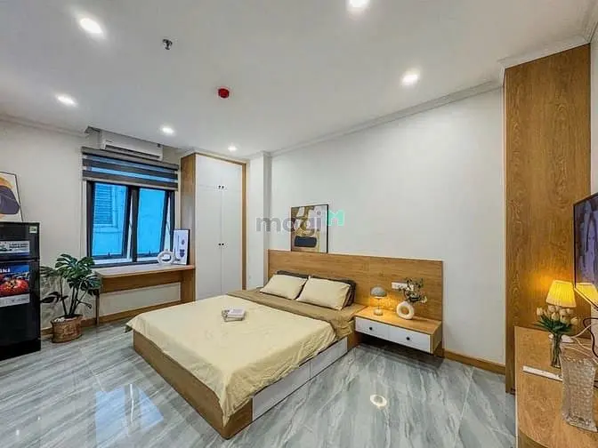 Căn Hộ Dịch Vụ - Studio Ban Công Cửa Sổ - Ngay Lotte Nguyễn Văn Lượng