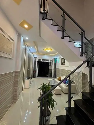 Nhà Sát Mặt Tiền Âu Dương Lân Q8,Gần Chợ Rạch Ông,Chỉ 6 Tỷ Nhỉnh