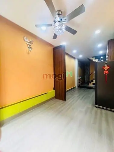 Bán Gấp Nhà Hxh Trần Quốc Thảo,Q3 33M2 Giá 1.2T Sổ Sẵn Hẻm Xe Hơi 4M