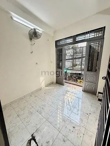 Bán Nhà Mặt Tiền 81 Cô Giang Phường 2, Phú Nhuận