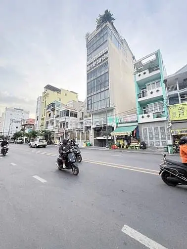 Bán Nhà Mt Hoàng Hoa Thám- Ngay Cổng Ga T3 Sân Bay Tsn- Dt 3.8X16