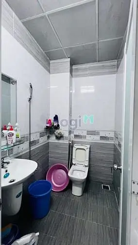 Nhà 4 Tầng Hxh Chỉ 2 Tỷ 700 – Cách Mt Htp 50M Huỳnh Tấn Phát H.nhà Bè