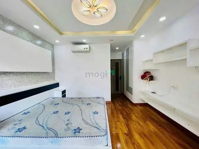 Nhà Mtkd 5L Nguyễn Văn Công 86M2 Ngang 4.3M Kd Căn Hộ Tn 50Tr 15.6 Tỷ