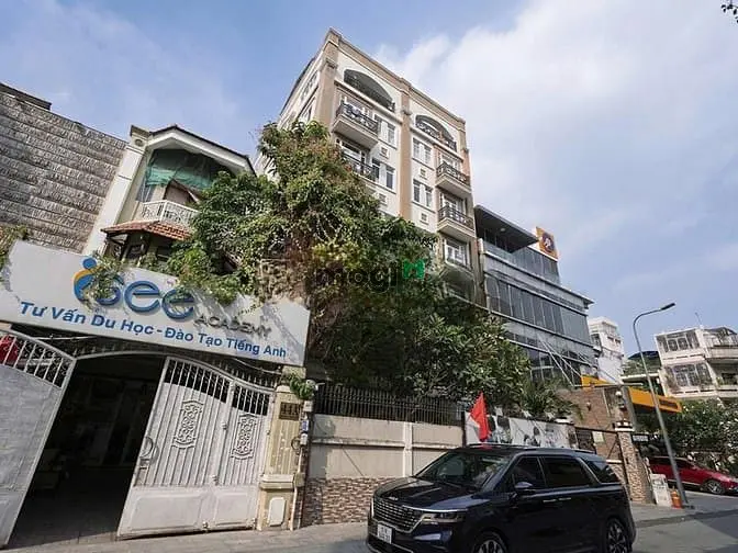 Bán Tòa Nhà 42 Đặng Dung Q1 – 1 Hầm 7 Tầng, Có Sẵn 20 Căn Hộ Dịch Vụ