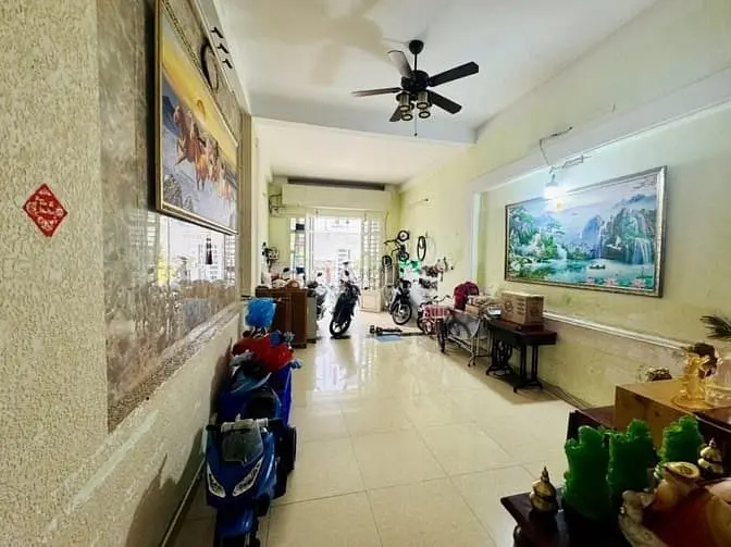 Bán Nhà Ngộp Bank Lê Văn Quới- Hxh 5M - 88M2 - 4 Tầng - Giá 6Ty95