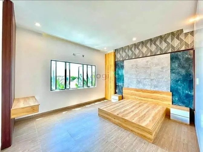 Nhà Đường Trường Sa Q3, 1 Trệt 2 Lầu 3Pn 3Wc, Đường Xe Hơi 10M, Diện T