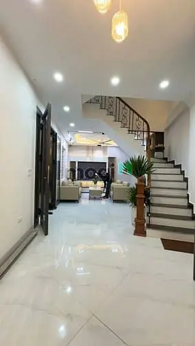 Bán Nhà Gốc Đề Hoàng Mai Dưới 10 Tỷ, 41M2, 6Pn, Mt 9.8M, Sát Minh Khai