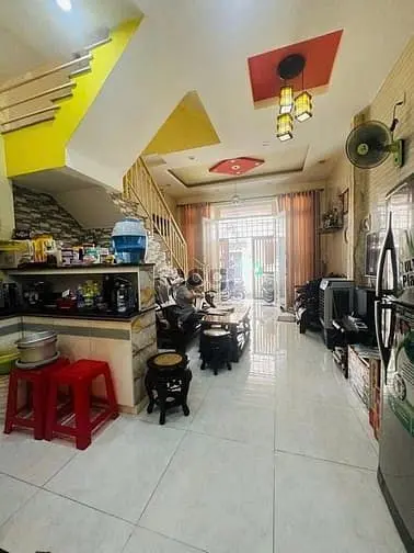 Nhà Đẹp Trung Tâm Tân Bình. Giá Chỉ 4 Tỉ 200 Còn Thuong Luong Dt:43M2