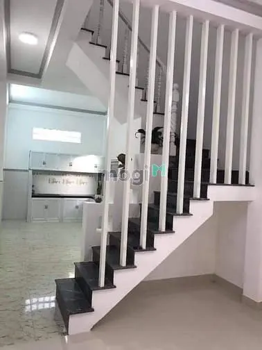 Nhà Hoàng Diệu Q4, Hẻm 4M, 1 Lầu, 2 Pn, Giá 1830 Triệu, Sổ Riêng