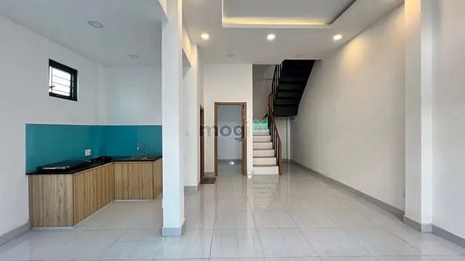 - Vị Trí Đỉnh - Âu Cơ - Hxh 4M - Chỉ 2 Tỷ 780 - Dt: 4*12