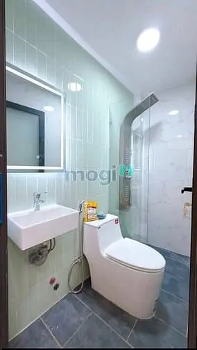 🏡Bán Nhà Mới 100% _ Đường Xóm Chiếu Q.4 _ Cách Mặt Tiền Đường 70M ••