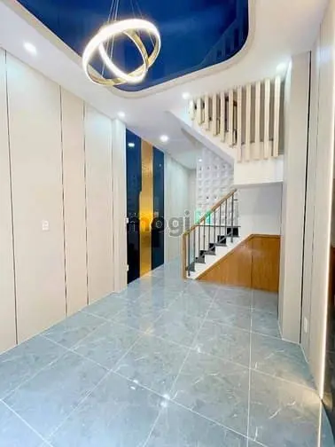 Bán Nhà Mới Quận 4 – Hẻm Thông Tôn Đản Thuận Tiện Di Chuyển – 1Tỉ 670.