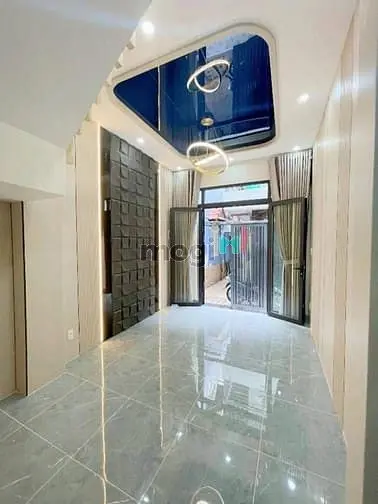 Bán Nhà Mới Quận 4 – Hẻm Thông Tôn Đản Thuận Tiện Di Chuyển – 1Tỉ 670.