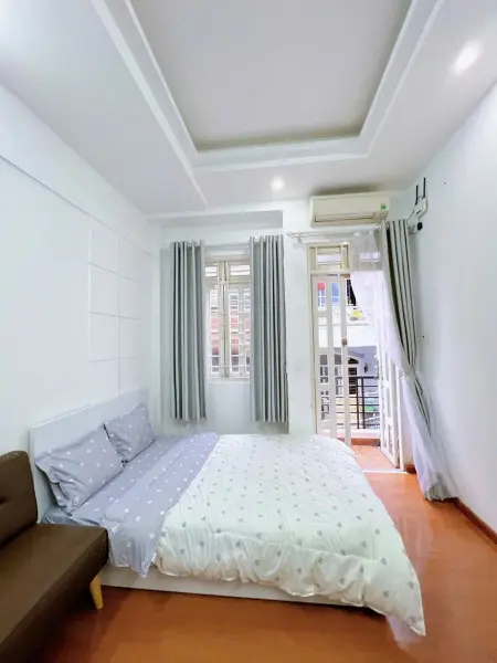 Trọ Phú Nhuận Gần Chợ Bà Chiểu,Q1,Q3 - 35M2 Máy Giặt Riêng Ban Công Thoáng - Phan Xích Long - Pn