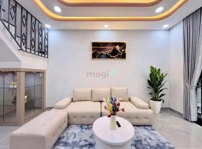 Pháp Lý Rõ Ràng Nhà Nguyễn Tri Phương Q10- Giá 3 Tỷ 030-75M²-4Pn,4Wc