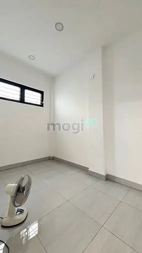 - Vị Trí Đỉnh - Âu Cơ - Hxh 4M - Chỉ 2 Tỷ 780 - Dt: 4*12