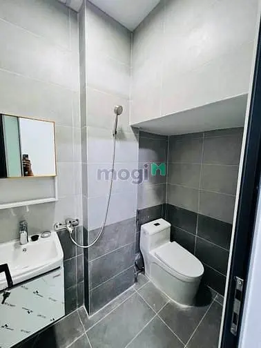 Hẻm Dân Trí Nhà Nguyễn Cửu Vân,Bthạnh,Dt:31.5M2,2Pn 2Wc Giá: 1 Tỷ 880