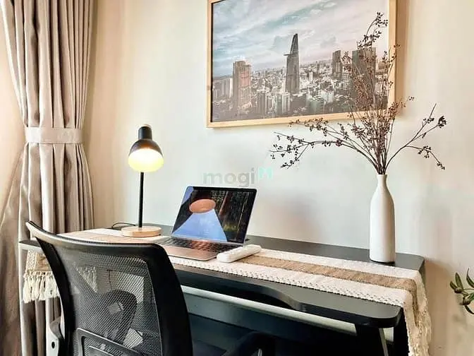 🏙 Delasol – Căn Hộ Sang Giữa Lòng Sài Gòn 📍 1 Bến Vân Đồn, Quận 4 –