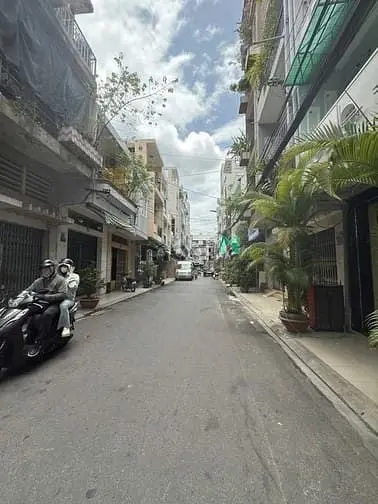 Siêu Phẩm Nhà Đẹp Kinh Doanh Tốt - Đường 10M Vỉa Hè - Lê Văn Sỹ (Pn)