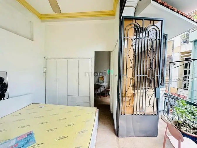 1 Phòng Ngủ Ban Công Bự Chảng Quận Bình Thạnh