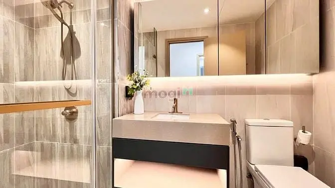 Bán Gấp Ch Saigon Royal Q4 – 2Pn 2Wc Diện Tích 92M2, Nội Thất Đủ Shr