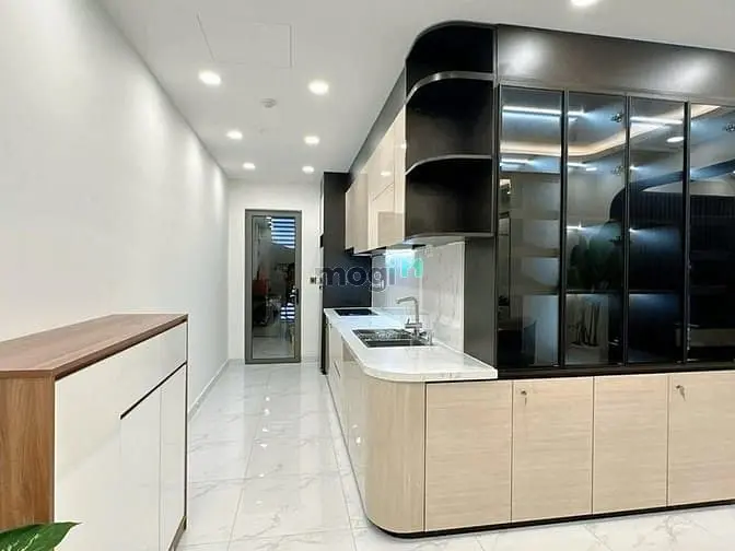 Bán Căn Hộ Chung Cư 𝐓𝐡𝐞 𝐓𝐫𝐞𝐬𝐨𝐫 39 Bến Vân Đồn, Quận 4 2Pn