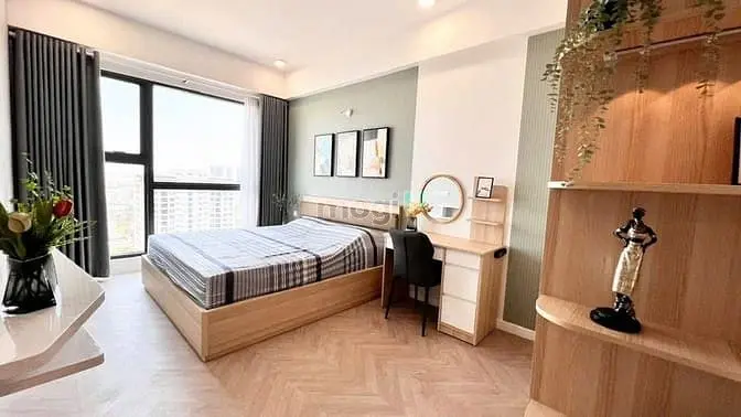 Bán Gấp Ch Saigon Royal Q4 – 2Pn 2Wc Diện Tích 92M2, Nội Thất Đủ Shr