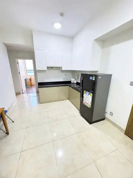 Phòng Cho Thuê Tại Chung Cư + Nội Thất Đầy Đủ + Có Hồ Bơi, Tiện Ích