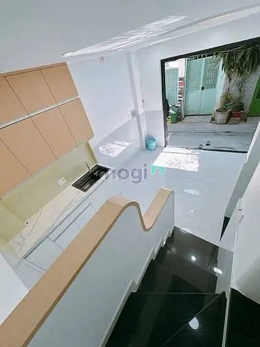 Nhà Thiết Kế Đẹp Vào Ở Ngay-Nở Hậu 1Tỷ600-Thuận Tiện Ra Trung Tâm.