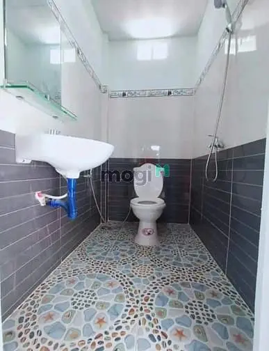 Bán Gấp Nhà Hẻm 4M Lũy Bán Bích P.hòa Thạnh Q.tân Phú 1Tỷ730 (Tl) 5X8M