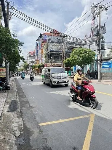 Mặt Tiền Đồng Đen - Trung Tâm Bảy Hiền - 4 Tầng - Vỉa Hè 5M