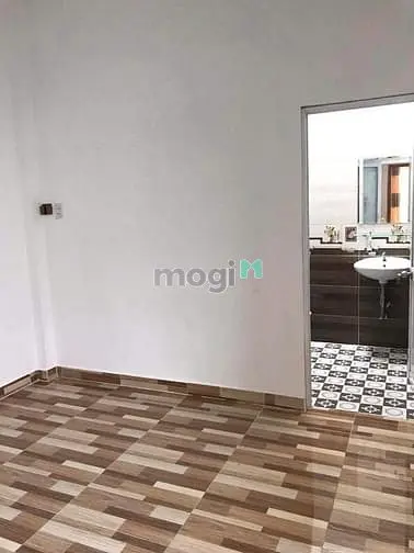 Bán Gấp Nhà Hẻm 4M Thành Thái, P.14 Q.10 1,450Tr (Tl) 4X12M Vào Ở Ngay