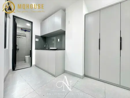 Phòng Trọ Cửa Sổ Trời Thang Máy 32M2 Phan Xích Long Quận Phú Nhuận, Gần Chợ Tân Định, Trường Sa, Q.1