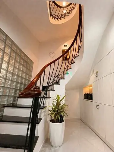 Nhà Bán Vị Thế Đẹp Mặt Tiền Lý Thường Kiệt Quận 10 65M2 6 Tầng